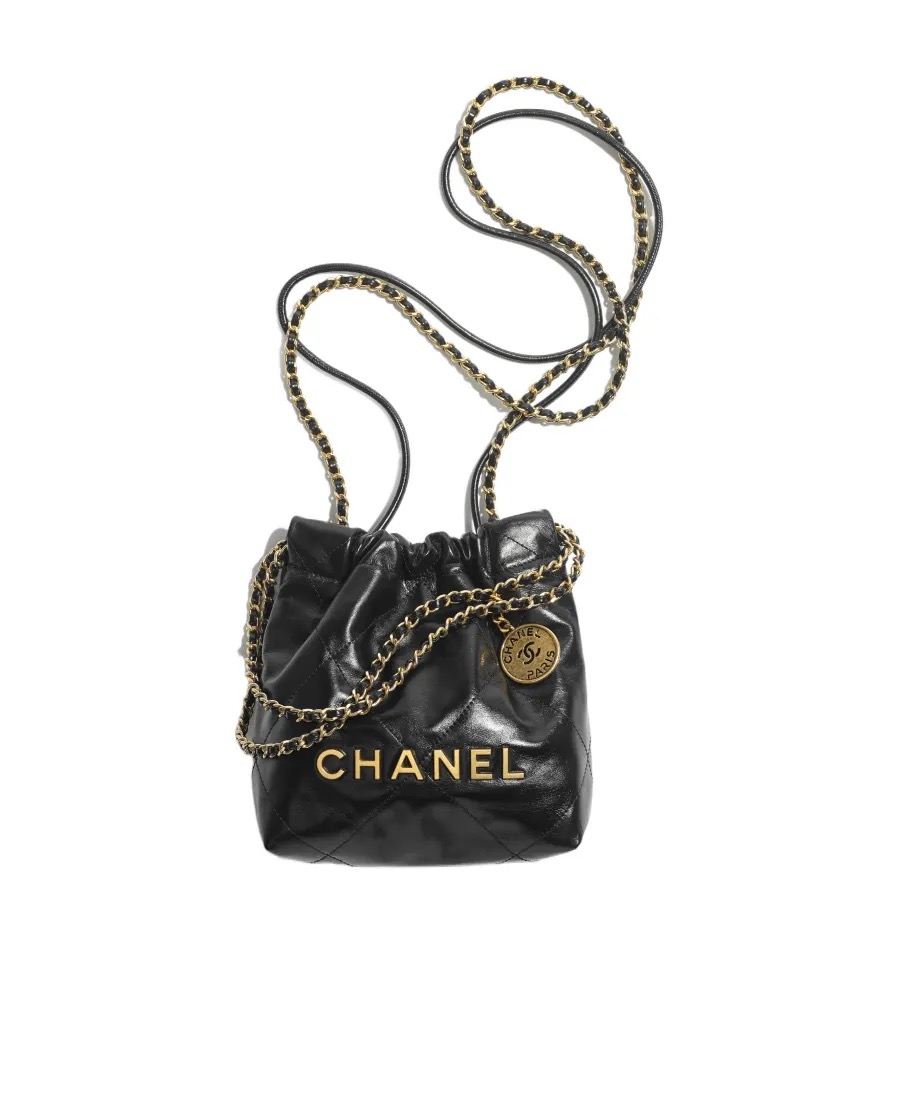 Chanel 22 shopping bag