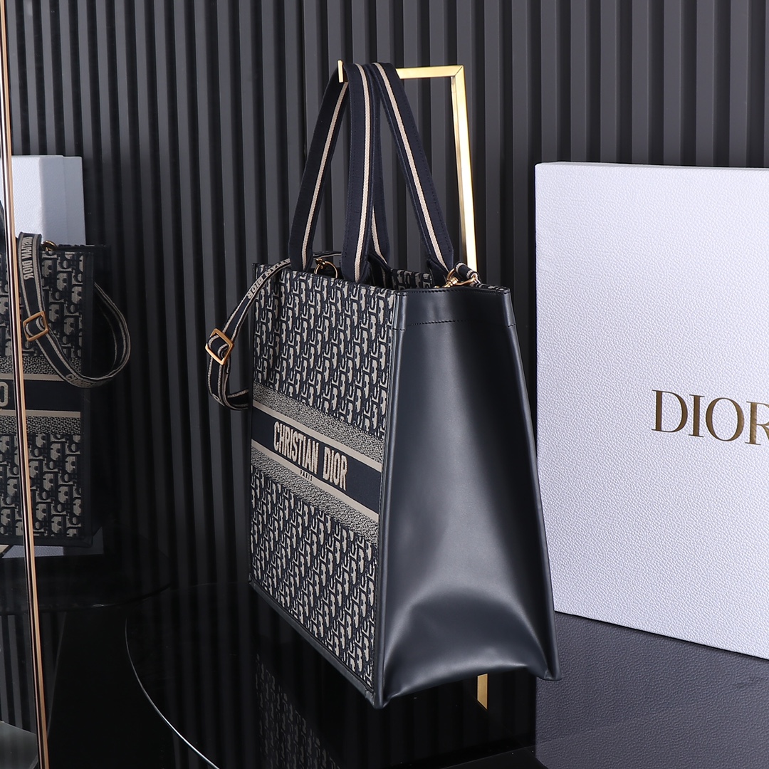 DIOR book tote24