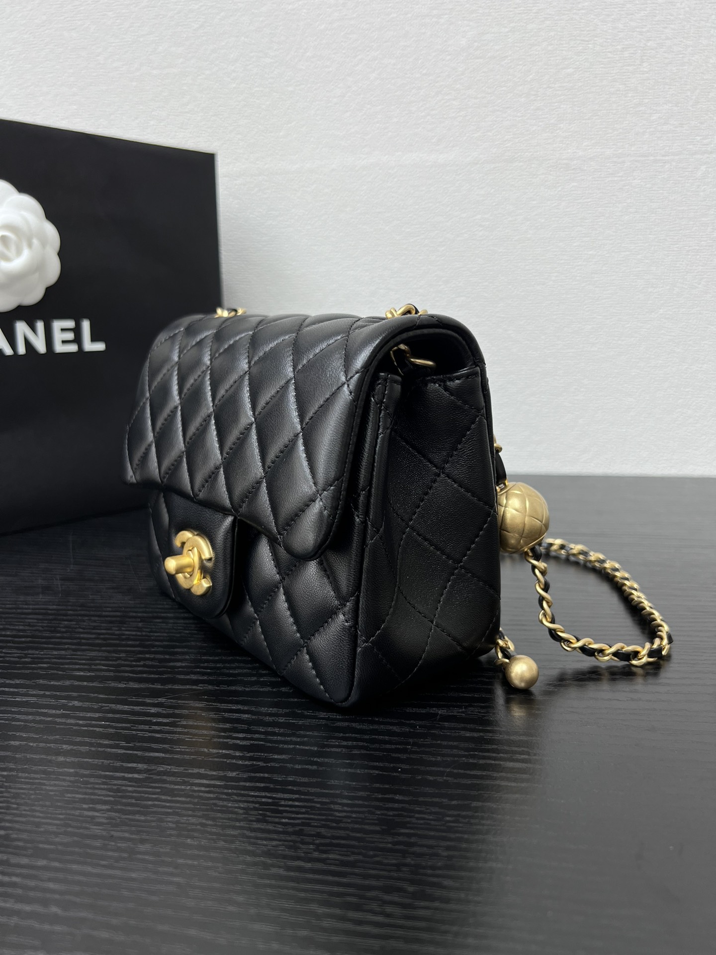 Chanel mini cf